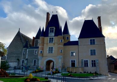 Photo du château des Stuarts à Aubigny