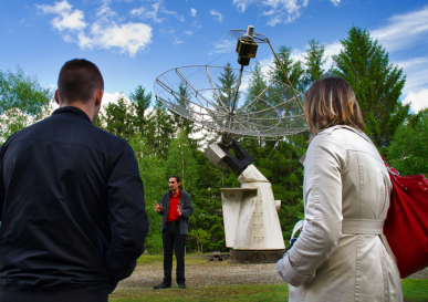 Nançay : Listening to the stars…