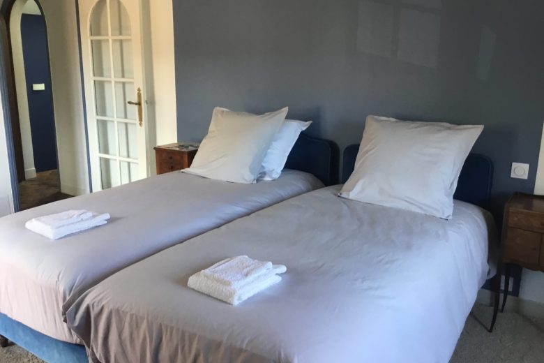 B155A235-9610-4DB0-B969-24F485C319F6