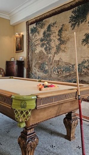 Billard dans salon