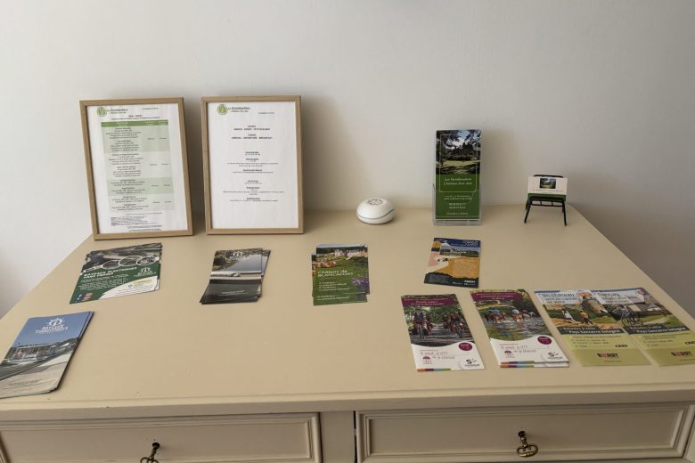 Brochures – Les Genebruyères – Aubigny