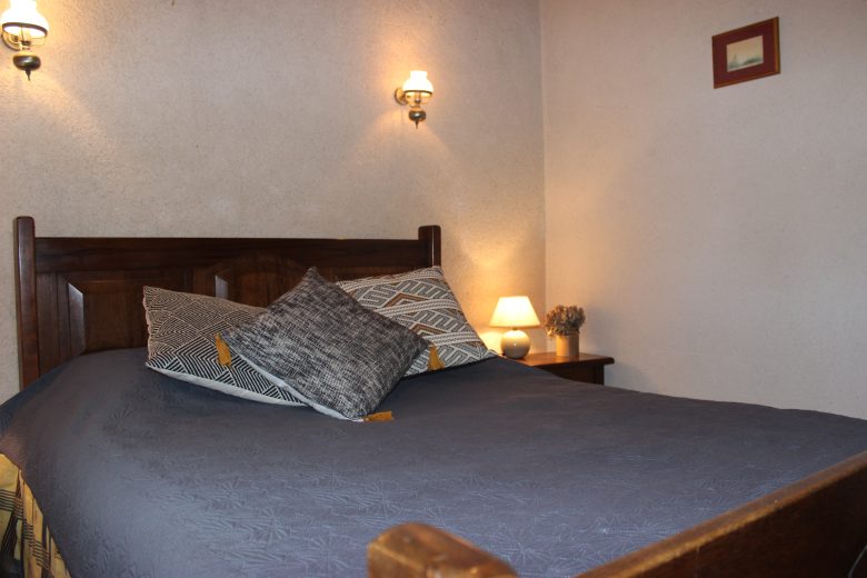 Chambre (1) – Grange des Merciers – Ennordres