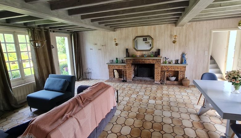 La Vieille Ferme – Argent-sur- Sauldre – Piece-de-vie-2