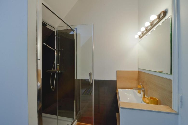 Salle de bain – La Genetière – Méry-ès-Bois