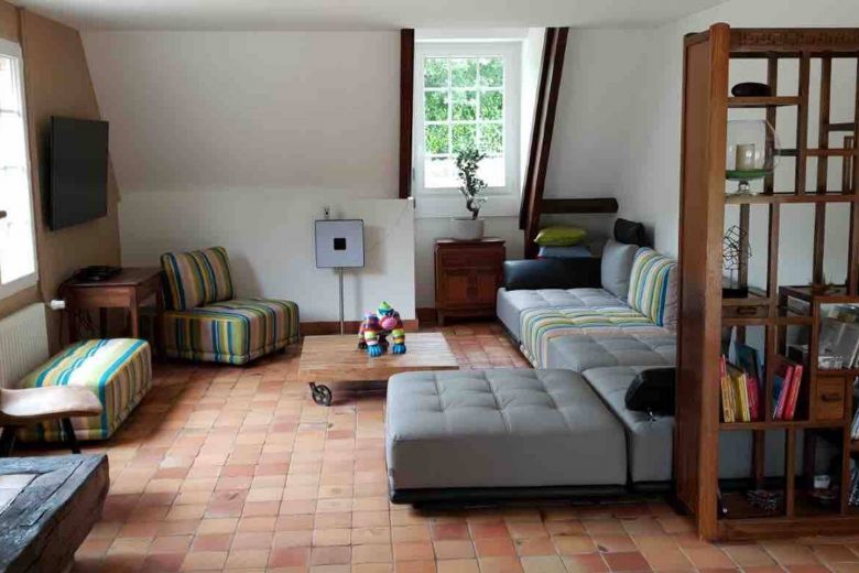 dd97a5ae-e8cb-4318-8b49-f948833a98a0