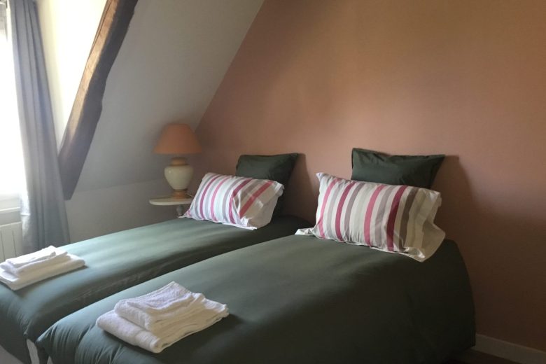 39CB666B-E80C-42F3-89B8-AA313DC6AB5C