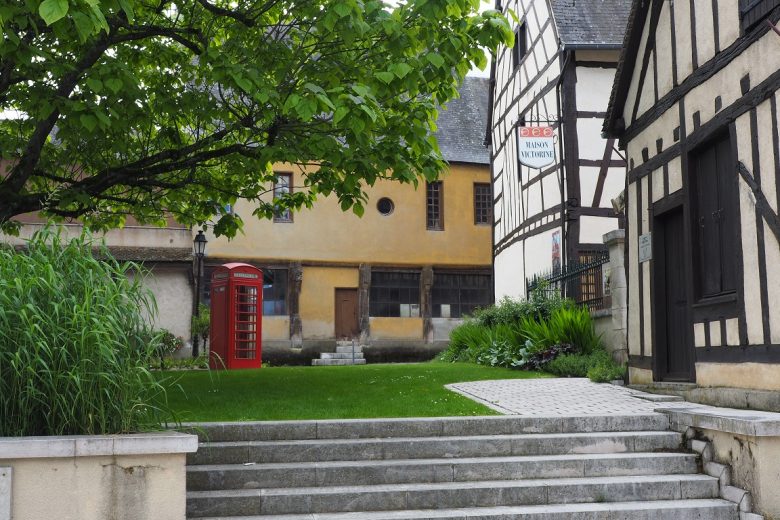 AUBIGNY-MAISON-VICTORINE-AD2T-N-BOCCANFUSO