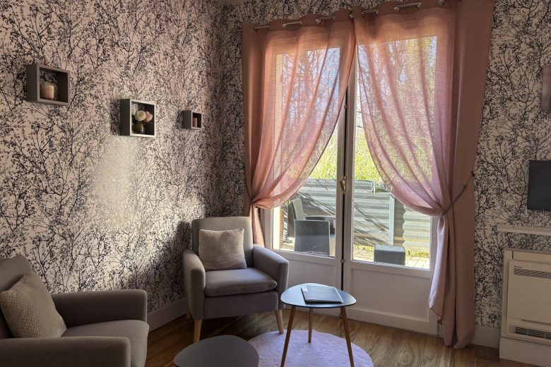 Chambre Romance 3 – Les Genebruyères – Aubigny