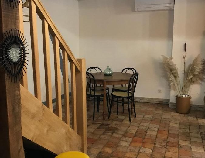 Espace repas – Gîte authentique à la campagne – La Chapelle d’Angillon