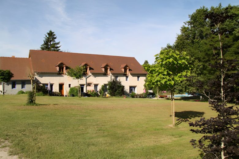 Extérieur – Le Parc – Mery-ès-Bois