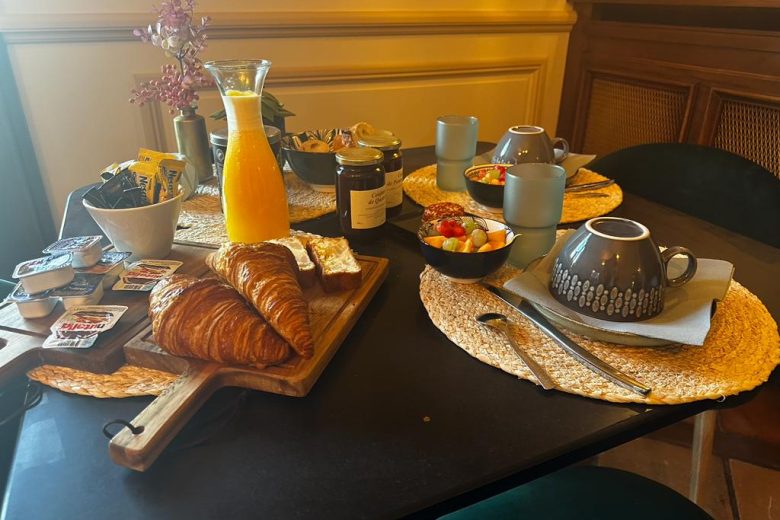 Petit-déjeuner – Manoir de la Sauldre – Manoir de la Sauldre