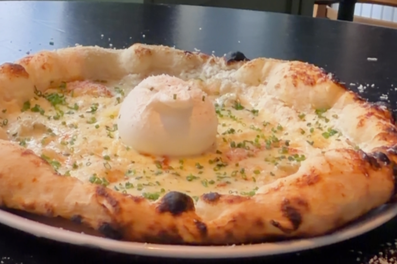 La 8 cheese