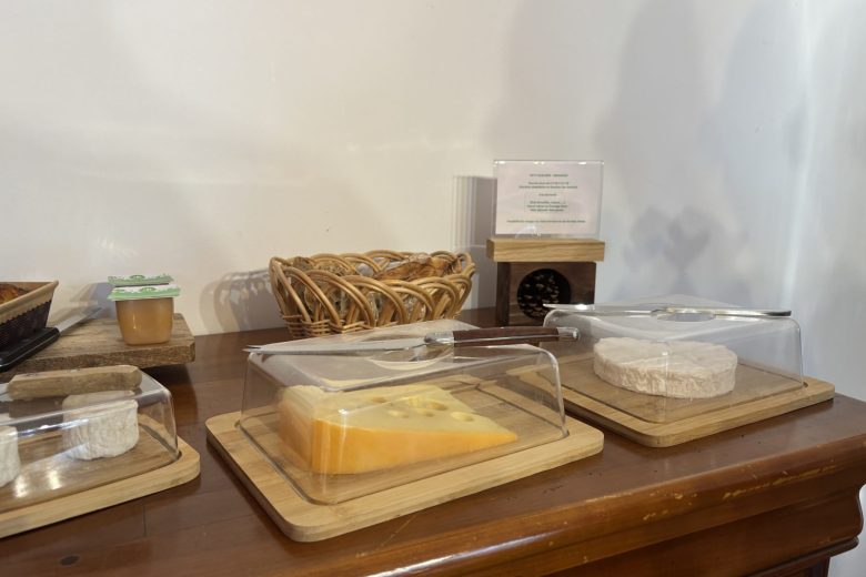 Petit-dej Les Genebruyères – Aubigny