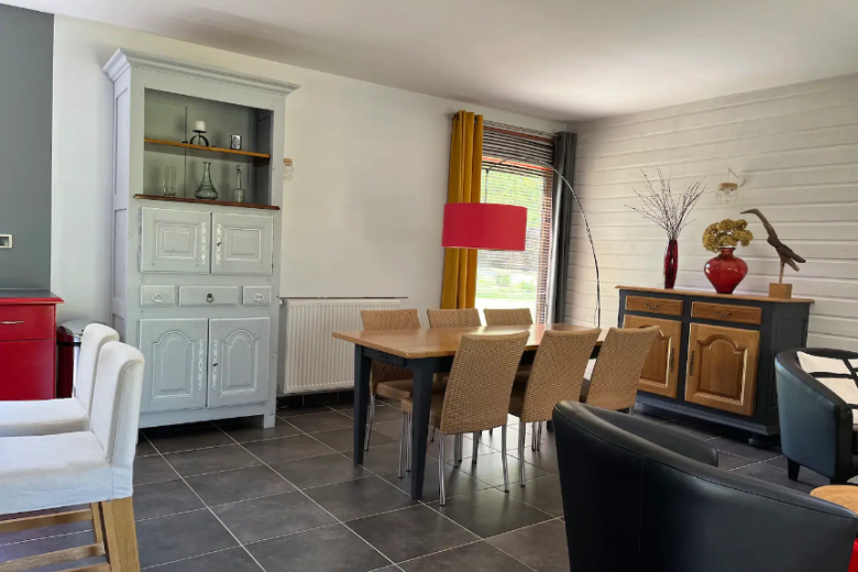 Salle à manger – Les Rives de l’Oizenotte – Oizon