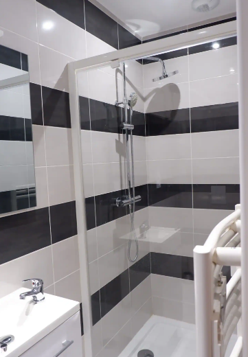 Salle d’eau – A l’étoile du soir – Nançay