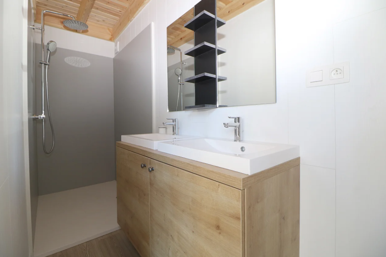 Salle de bain – Lodge Cerf – Détente des étoiles – Nançay