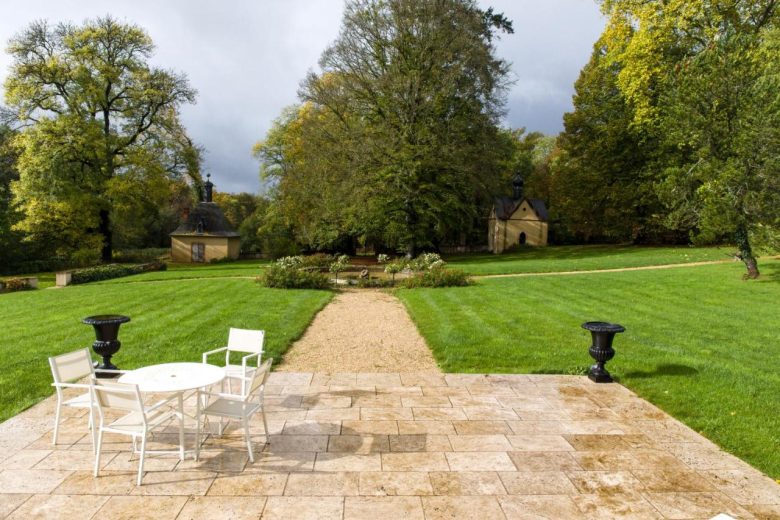 Terrasse- Chateau de Moison – Ivoy-le-Pré