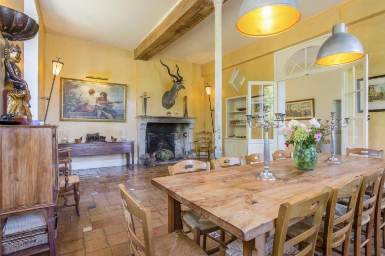 crop_9999_1000_Chateau-Seiguier-Loire-Valley-France-Olivers-Travel-14